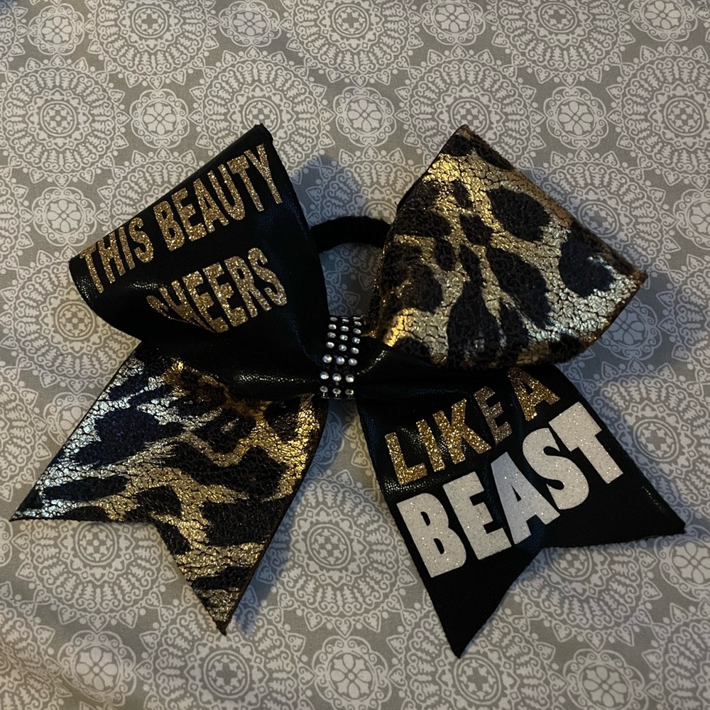 CHEER BOW